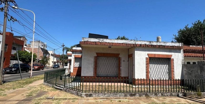 Casa en Garay 200, Ramos Mejia — foto 1